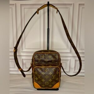 Louis Vuitton Monogram Amazon Crossbody Bag | Entrupy COA | Full Set